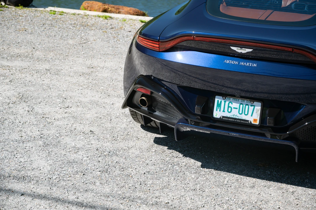 2019 Aston Martin V8 Vantage (2019+) - Image 14 of 31