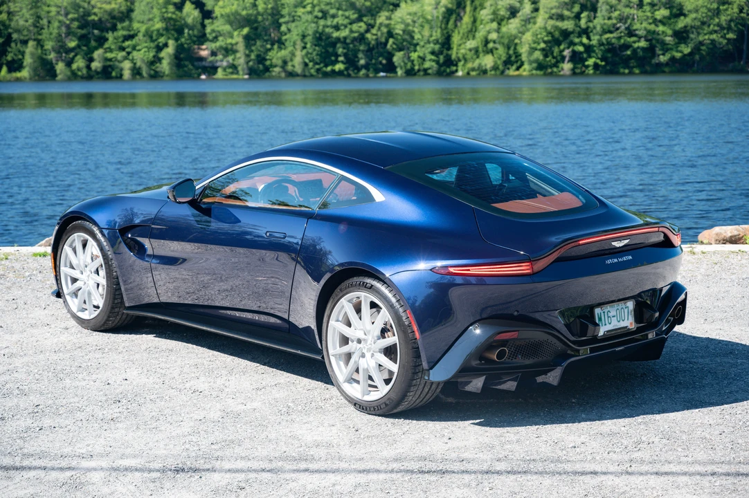 2019 Aston Martin V8 Vantage (2019+) - Image 6 of 31