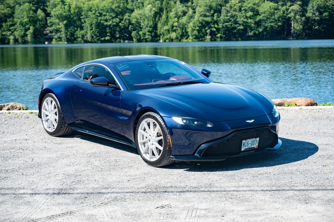 2019 Aston Martin V8 Vantage (2019+) - Image 3 of 31