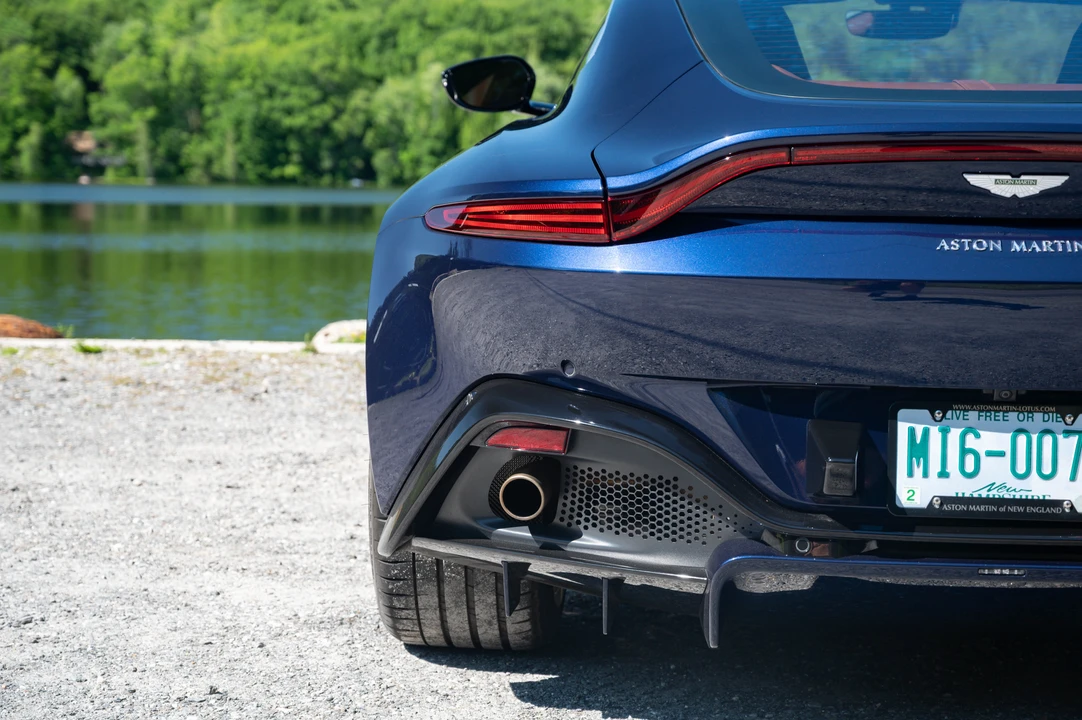 2019 Aston Martin V8 Vantage (2019+) - Image 15 of 31