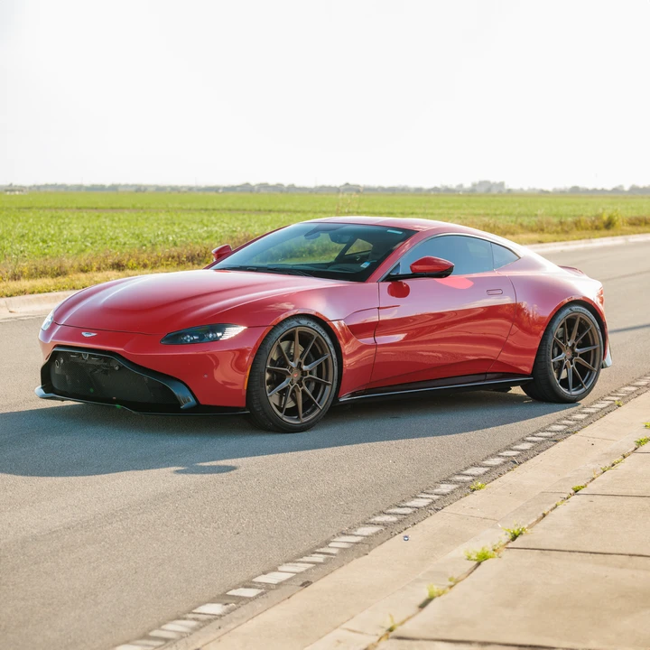 2019 Aston Martin V8 Vantage (2019+) - Image 4 of 31