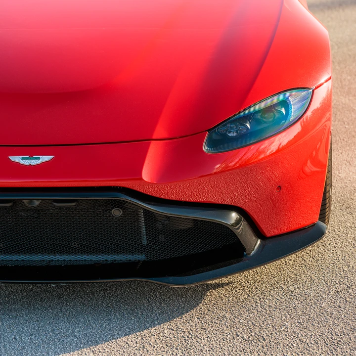 2019 Aston Martin V8 Vantage (2019+) - Image 14 of 31