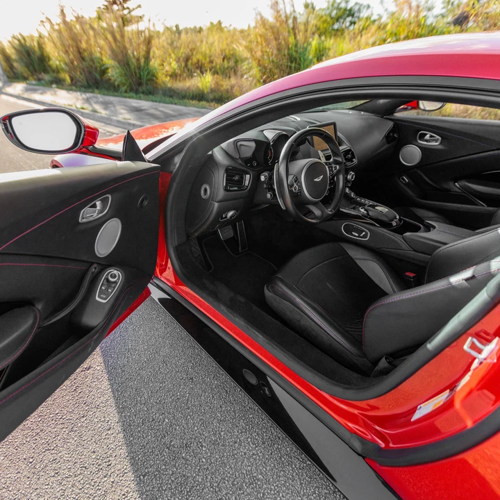 2019 Aston Martin V8 Vantage (2019+) - Image 29 of 31