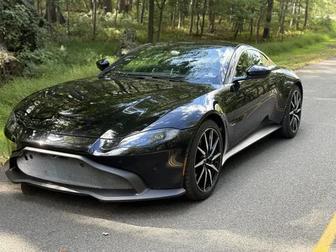2019 Aston Martin V8 Vantage (2019+) - Image 3 of 31