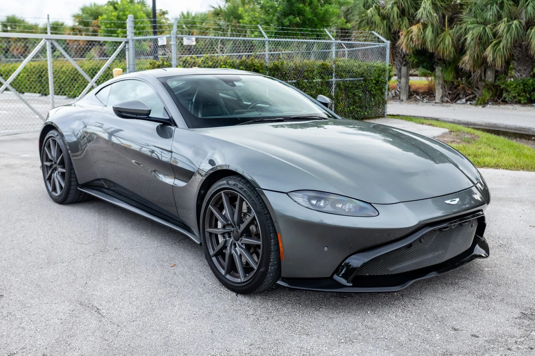 2019 Aston Martin V8 Vantage (2019+) - Image 8 of 31