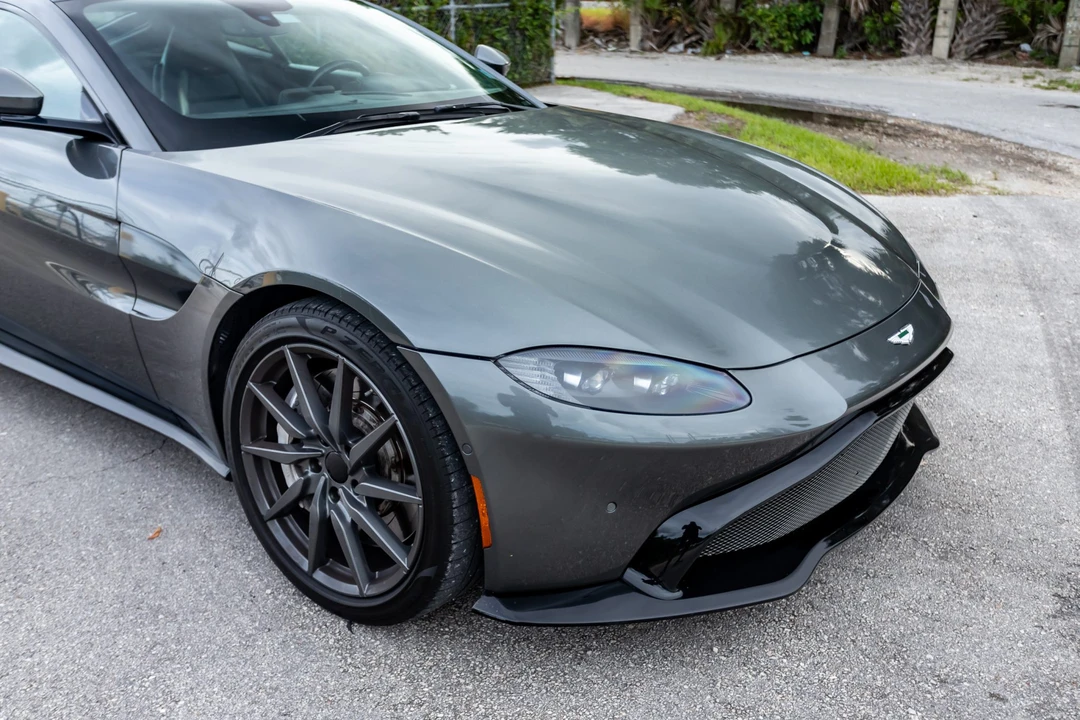 2019 Aston Martin V8 Vantage (2019+) - Image 28 of 31