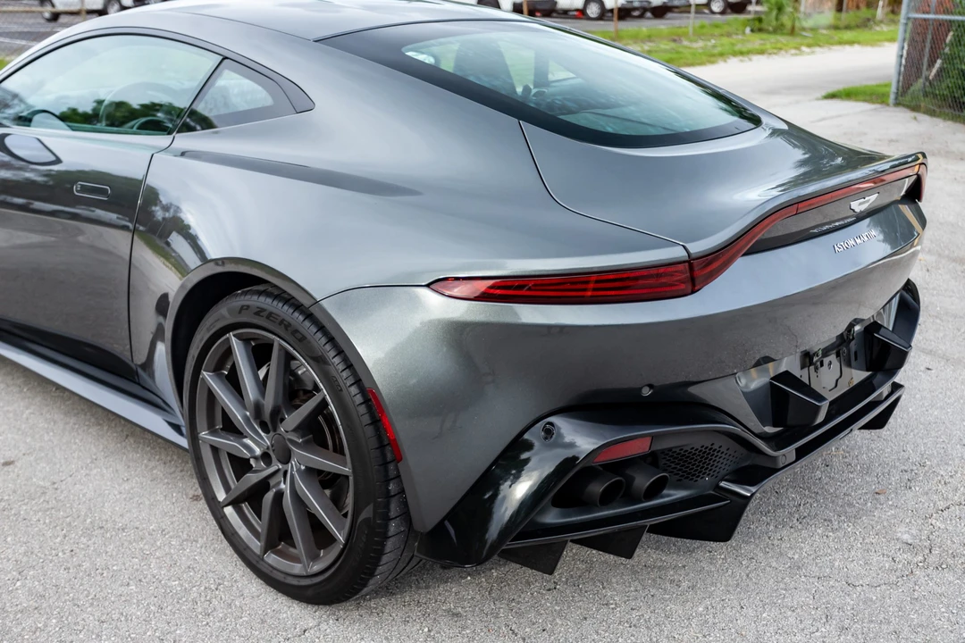 2019 Aston Martin V8 Vantage (2019+) - Image 16 of 31