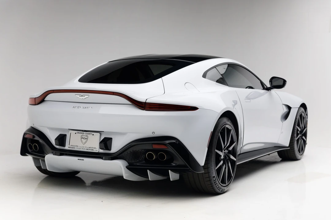 2019 Aston Martin V8 Vantage (2019+) - Image 7 of 31