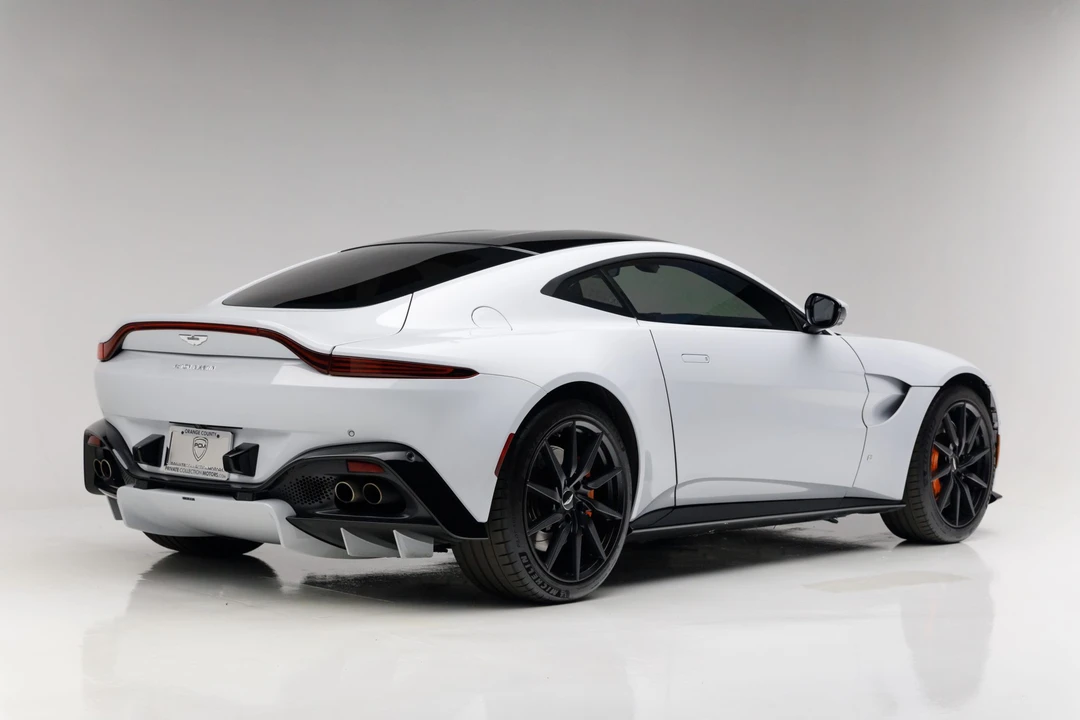 2019 Aston Martin V8 Vantage (2019+) - Image 9 of 31