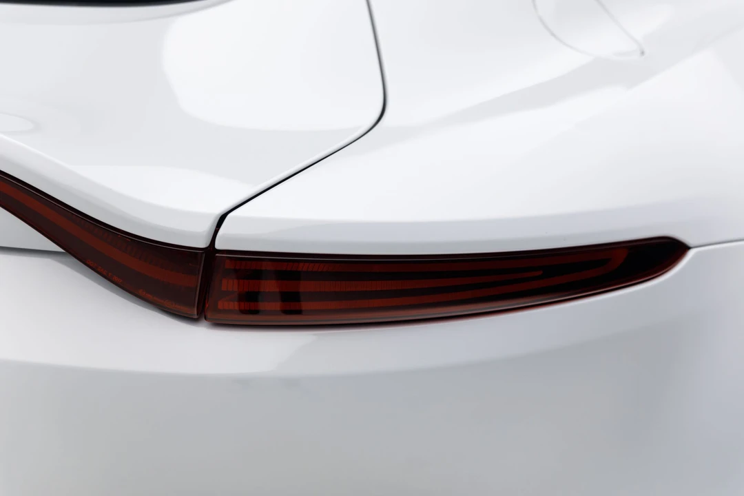 2019 Aston Martin V8 Vantage (2019+) - Image 27 of 31
