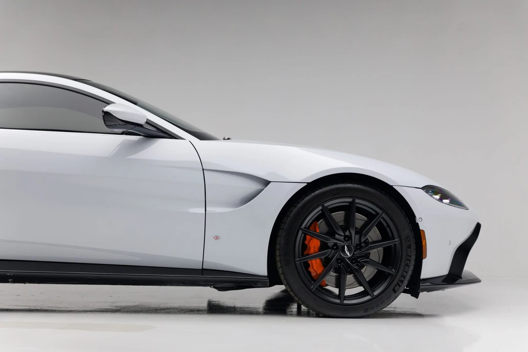 2019 Aston Martin V8 Vantage (2019+) - Image 15 of 31
