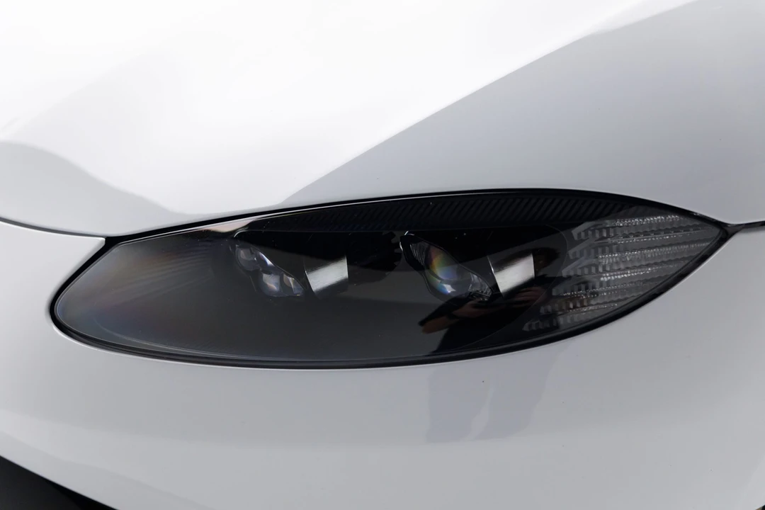 2019 Aston Martin V8 Vantage (2019+) - Image 25 of 31