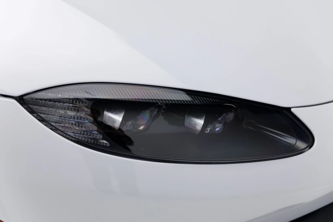 2019 Aston Martin V8 Vantage (2019+) - Image 24 of 31