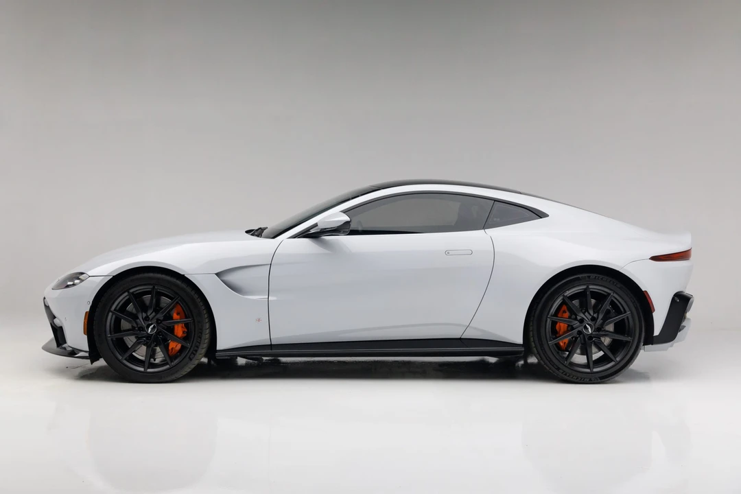 2019 Aston Martin V8 Vantage (2019+) - Image 5 of 31