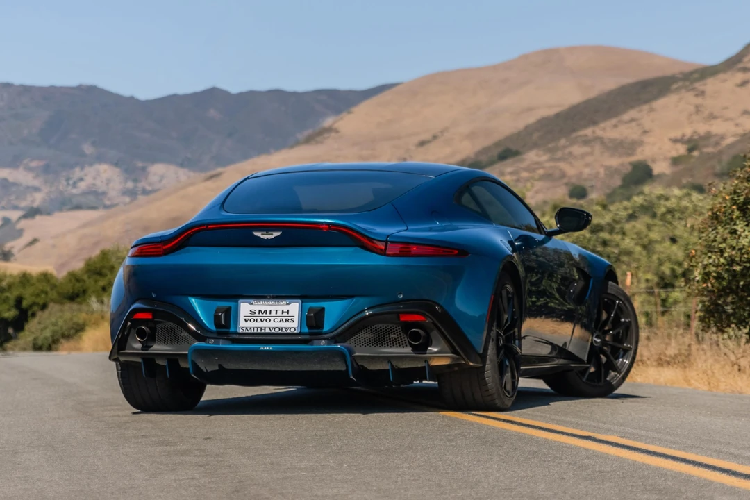 2019 Aston Martin V8 Vantage (2019+) - Image 11 of 31