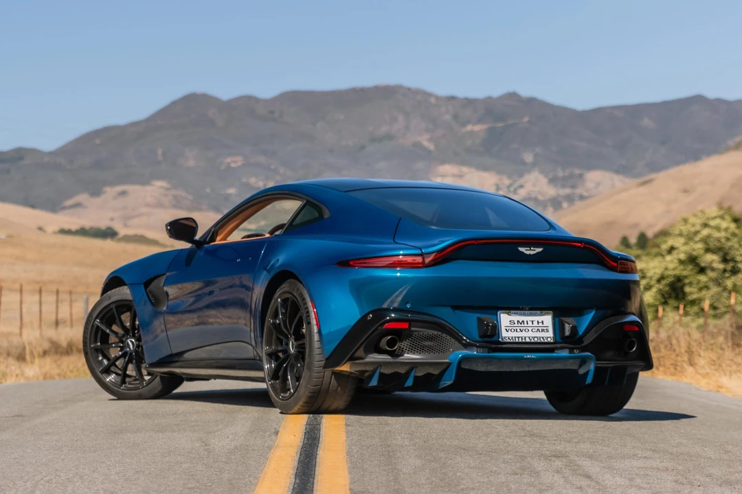 2019 Aston Martin V8 Vantage (2019+) - Image 13 of 31
