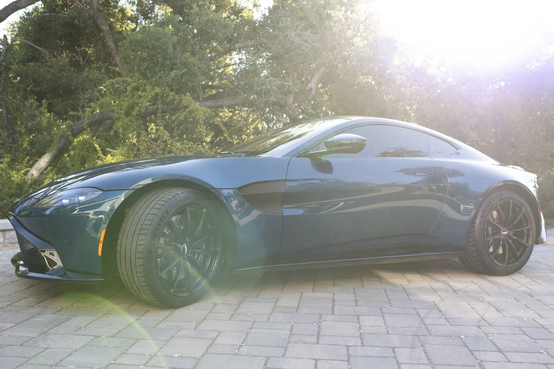 2019 Aston Martin V8 Vantage (2019+) - Image 23 of 31