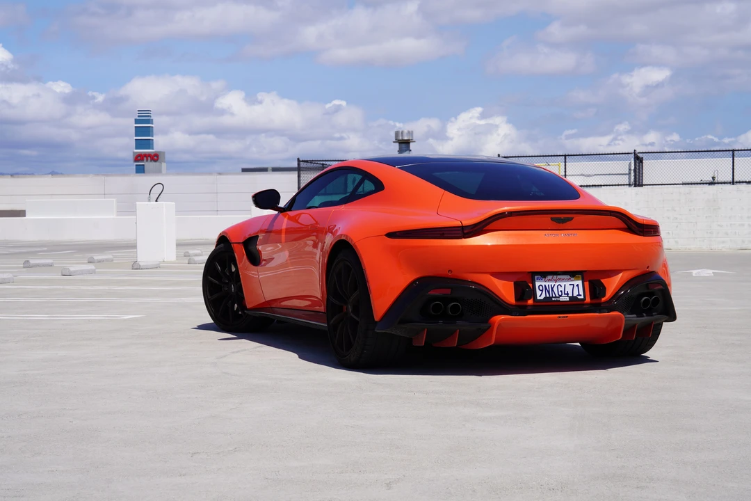 2019 Aston Martin V8 Vantage (2019+) - Image 13 of 31