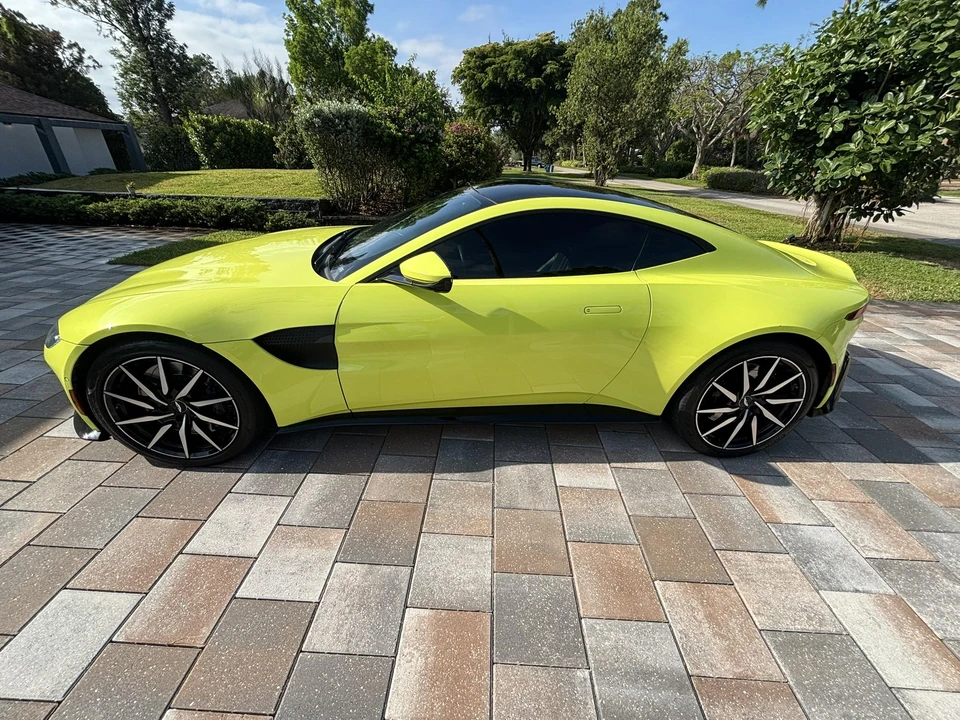 2019 Aston Martin V8 Vantage (2019+) - Image 11 of 31