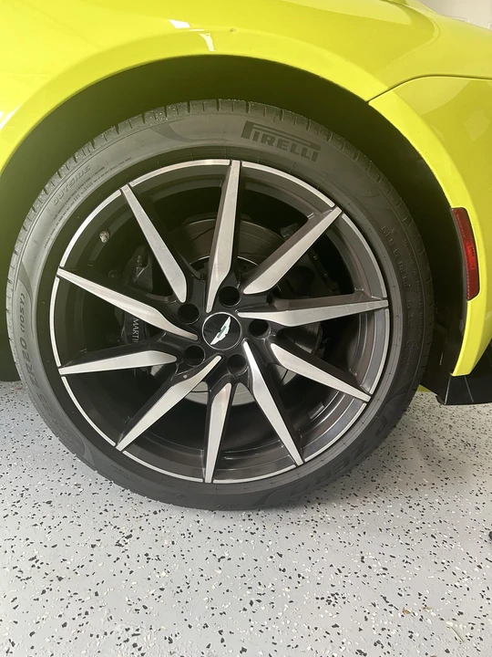 2019 Aston Martin V8 Vantage (2019+) - Image 29 of 31