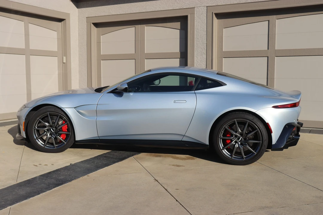 2019 Aston Martin V8 Vantage (2019+) - Image 29 of 31