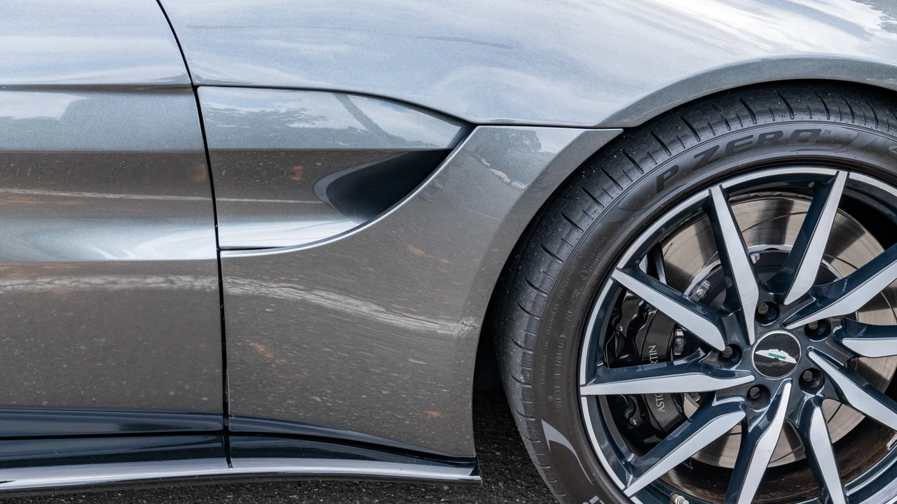 2019 Aston Martin V8 Vantage (2019+) - Image 27 of 31