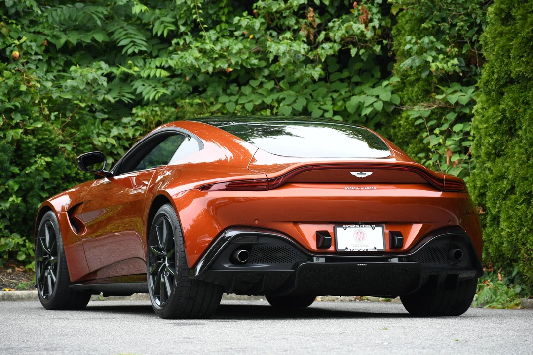 2019 Aston Martin V8 Vantage (2019+) - Image 9 of 31