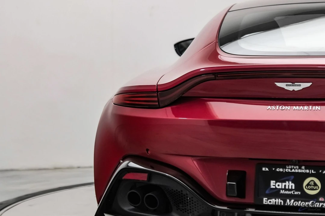 2019 Aston Martin V8 Vantage (2019+) - Image 17 of 31