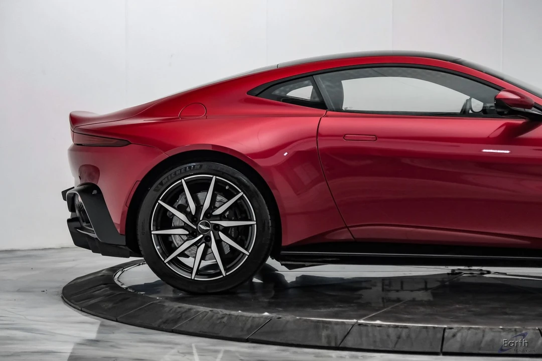 2019 Aston Martin V8 Vantage (2019+) - Image 26 of 31