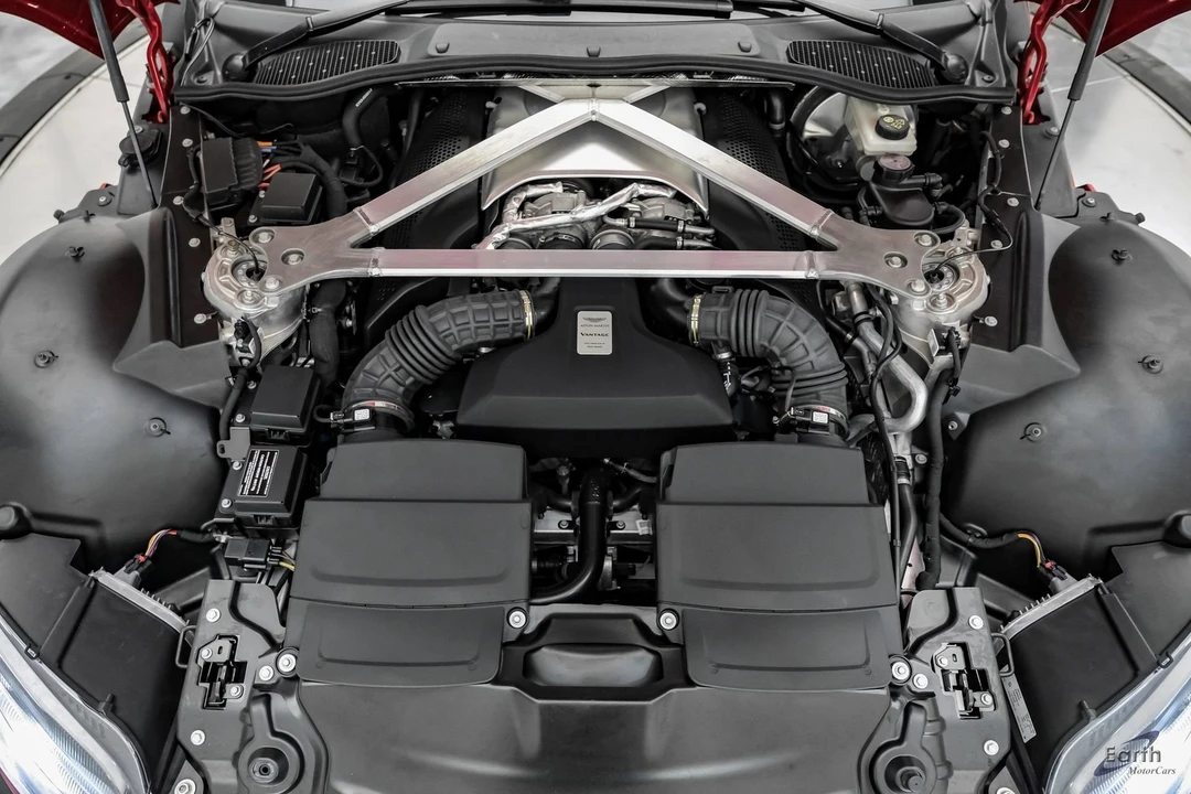 2019 Aston Martin V8 Vantage (2019+) - Image 4 of 31