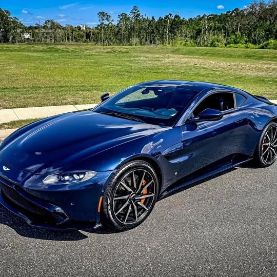 2019 Aston Martin V8 Vantage (2019+) - Image 1 of 1