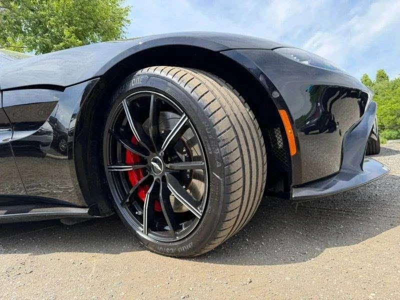 2019 Aston Martin V8 Vantage (2019+) - Image 5 of 6