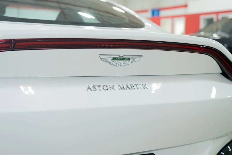 2019 Aston Martin V8 Vantage (2019+) - Image 9 of 20