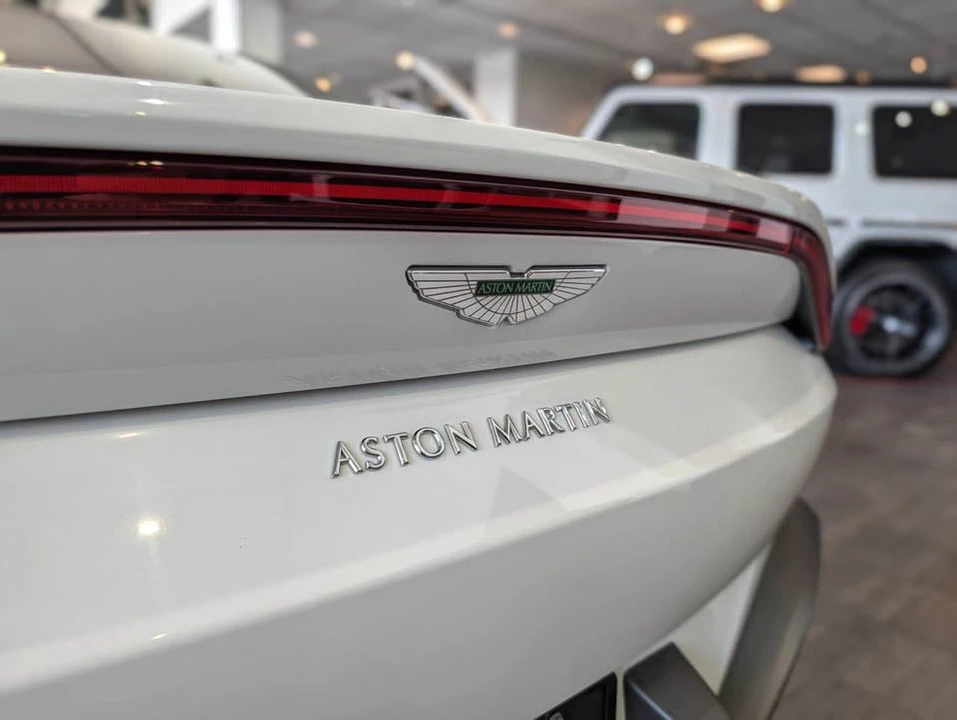 2019 Aston Martin V8 Vantage (2019+) - Image 10 of 20