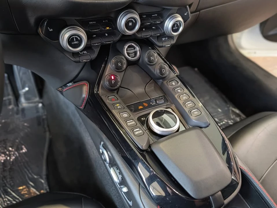2019 Aston Martin V8 Vantage (2019+) - Image 15 of 19