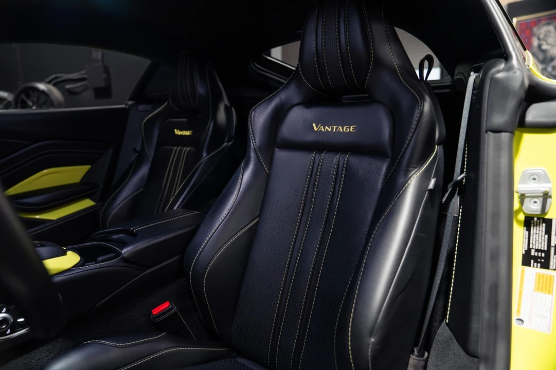 2019 Aston Martin V8 Vantage (2019+) - Image 8 of 31