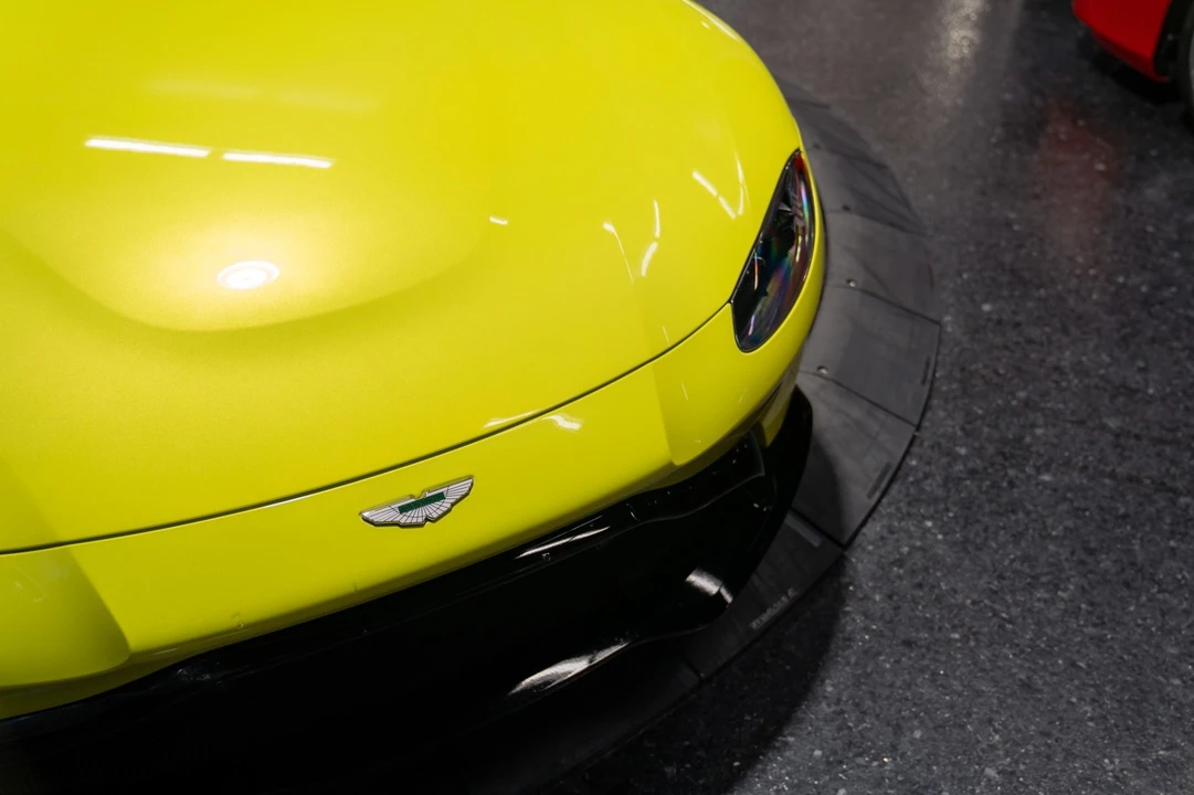 2019 Aston Martin V8 Vantage (2019+) - Image 12 of 31
