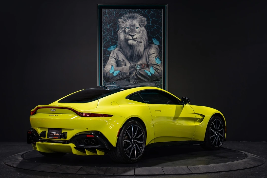 2019 Aston Martin V8 Vantage (2019+) - Image 3 of 31