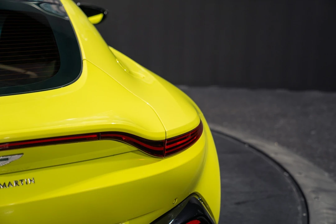 2019 Aston Martin V8 Vantage (2019+) - Image 30 of 31