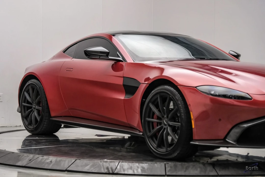 2019 Aston Martin V8 Vantage (2019+) - Image 30 of 31