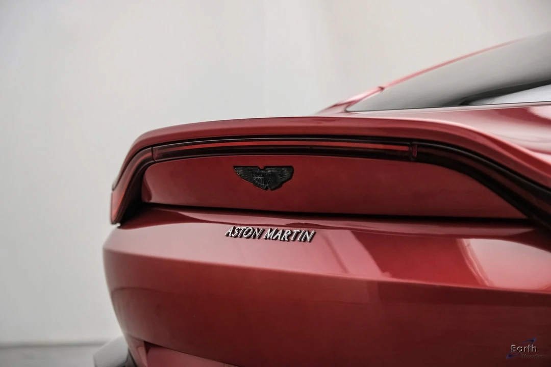 2019 Aston Martin V8 Vantage (2019+) - Image 17 of 31
