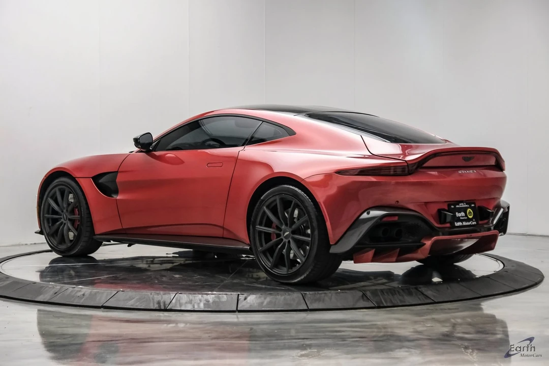 2019 Aston Martin V8 Vantage (2019+) - Image 12 of 31