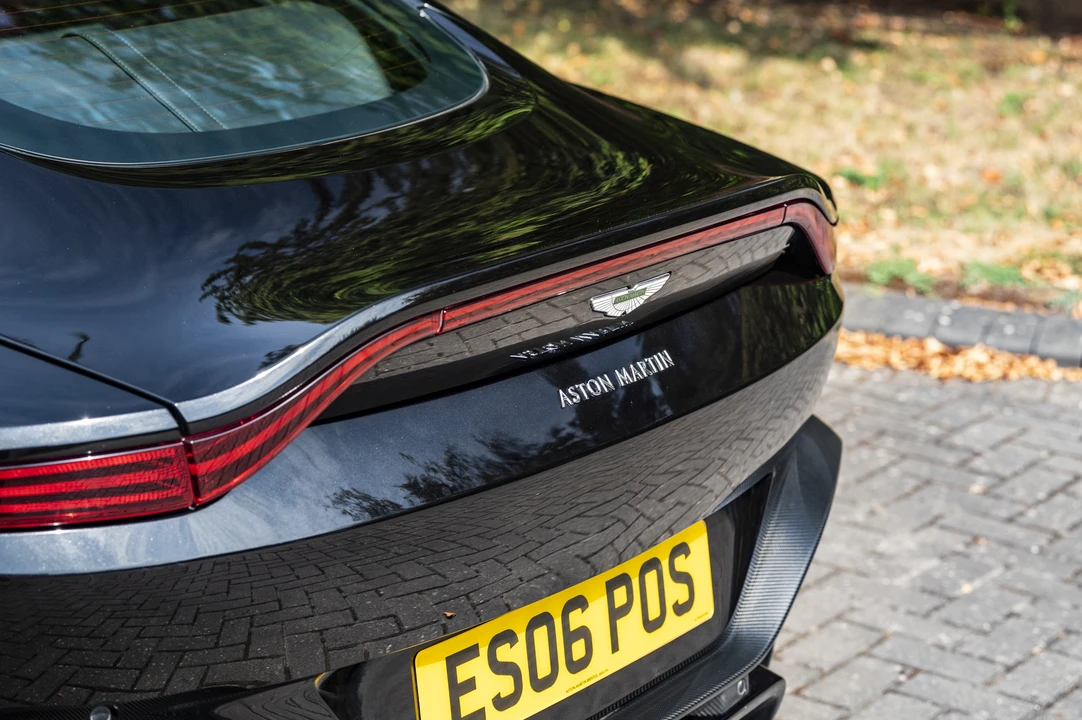 2019 Aston Martin V8 Vantage (2019+) - Image 12 of 31