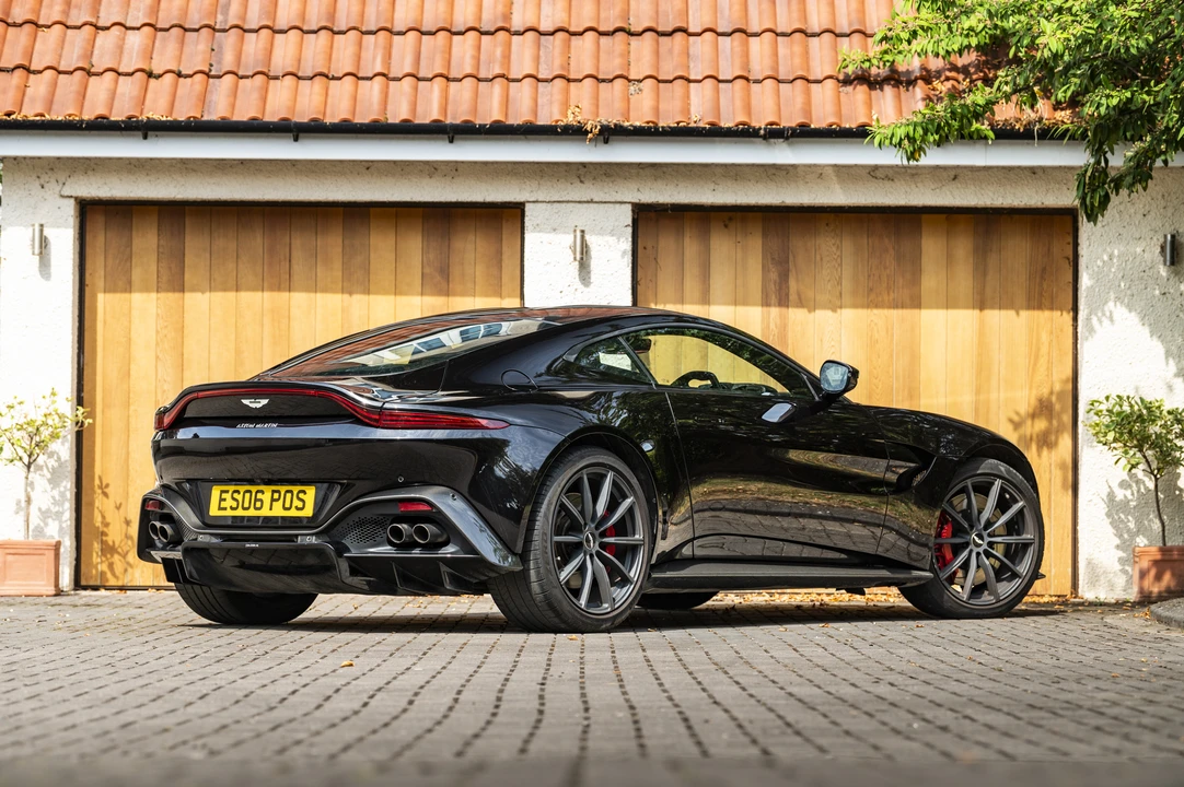2019 Aston Martin V8 Vantage (2019+) - Image 5 of 31