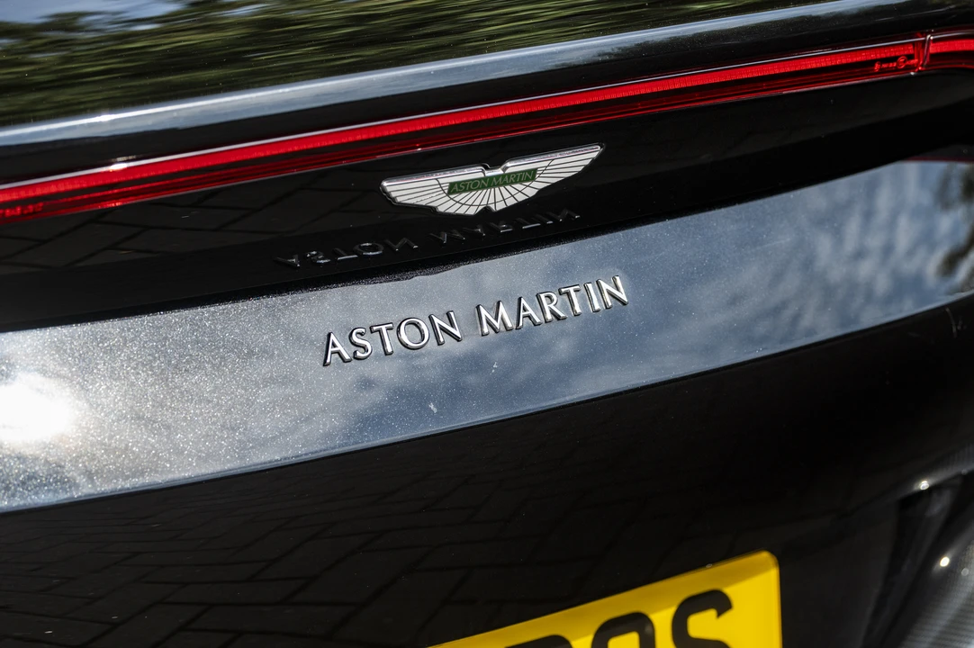 2019 Aston Martin V8 Vantage (2019+) - Image 17 of 31