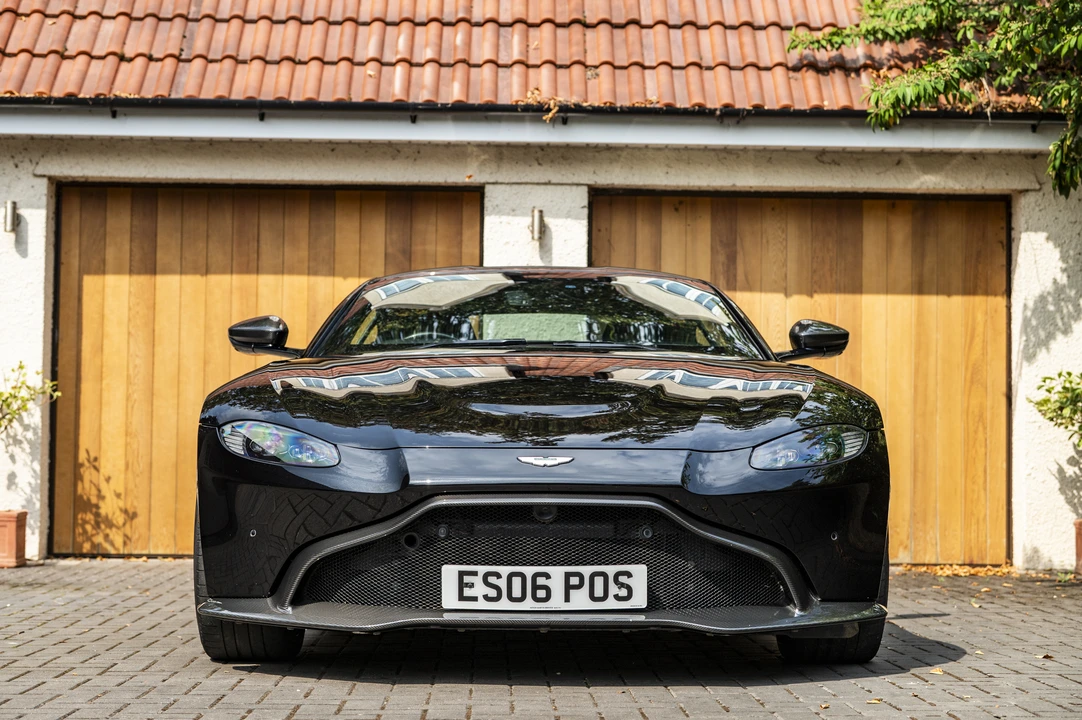 2019 Aston Martin V8 Vantage (2019+) - Image 2 of 31
