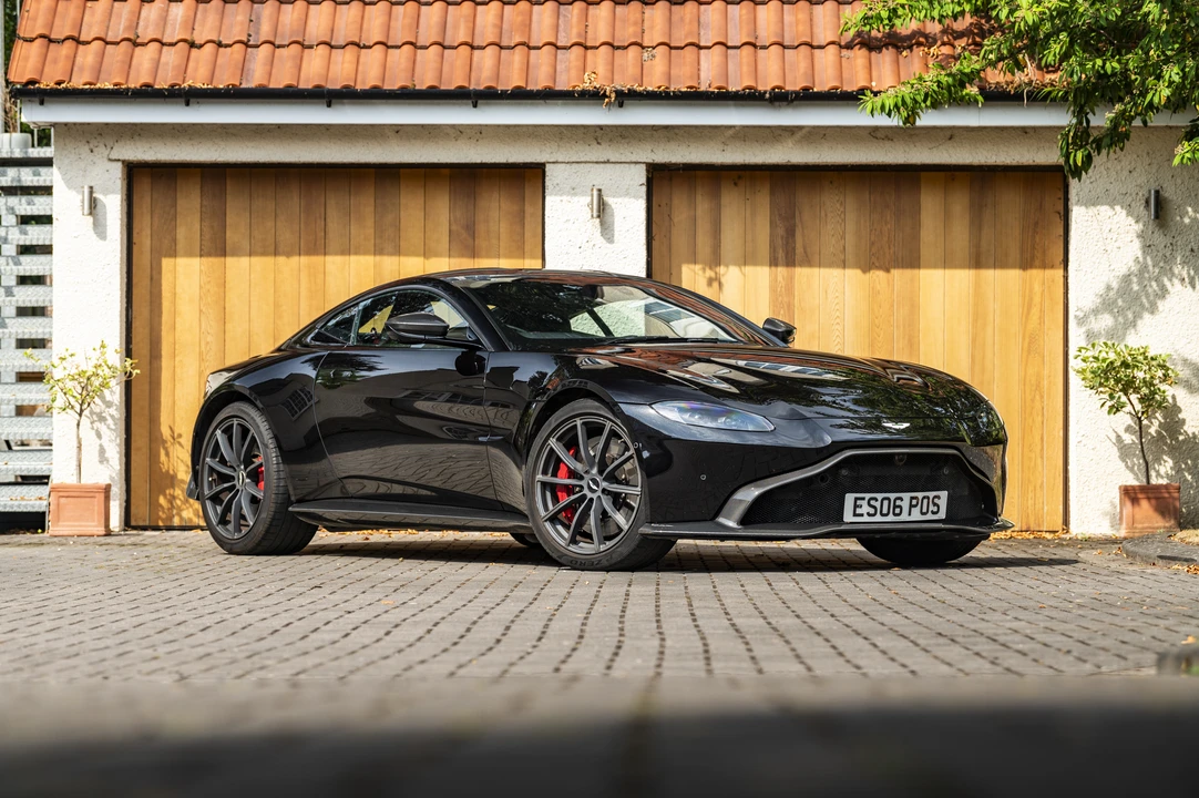 2019 Aston Martin V8 Vantage (2019+) - Image 3 of 31