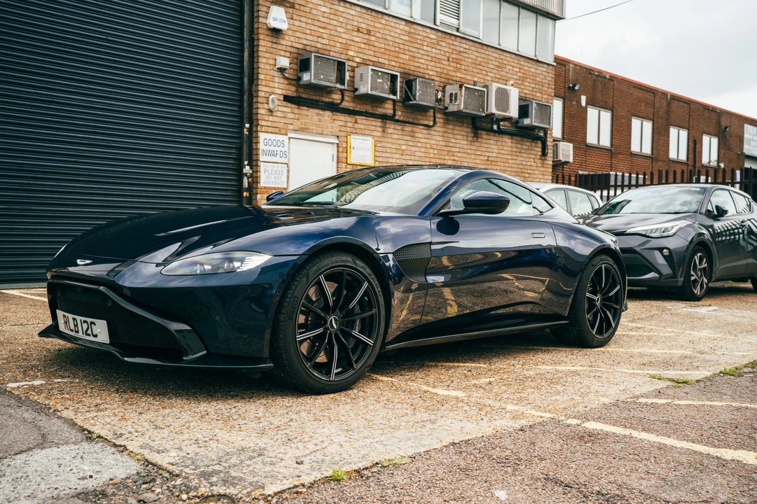 2019 Aston Martin V8 Vantage (2019+) - Image 13 of 31