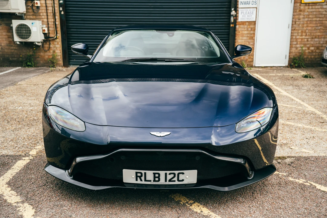 2019 Aston Martin V8 Vantage (2019+) - Image 12 of 31
