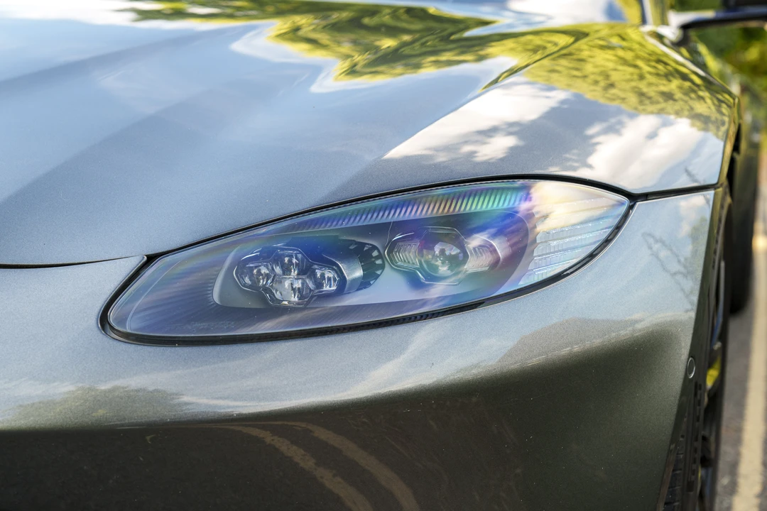 2018 Aston Martin V12 Vantage (2010-2018) - Image 13 of 31